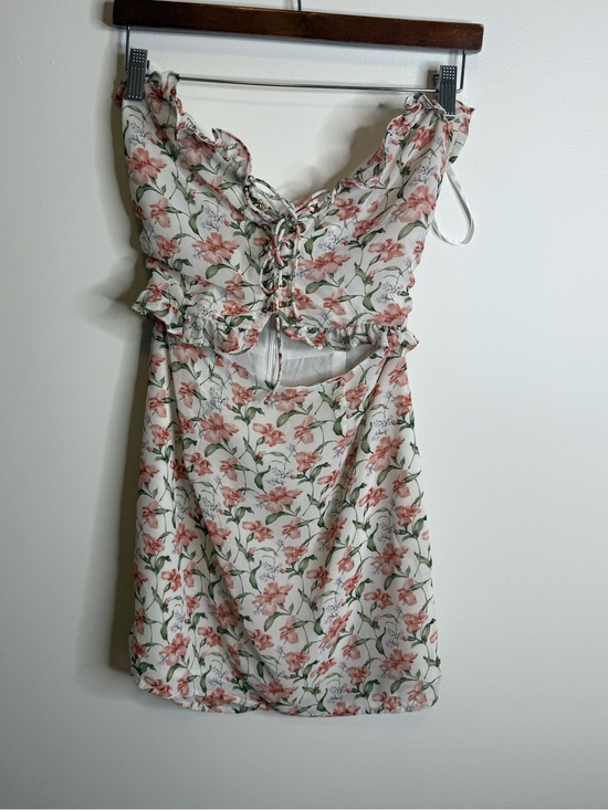 SABO Dresses & Skirts - SABO floral  Lace-Up Mini Dress in Cream and Pink size small